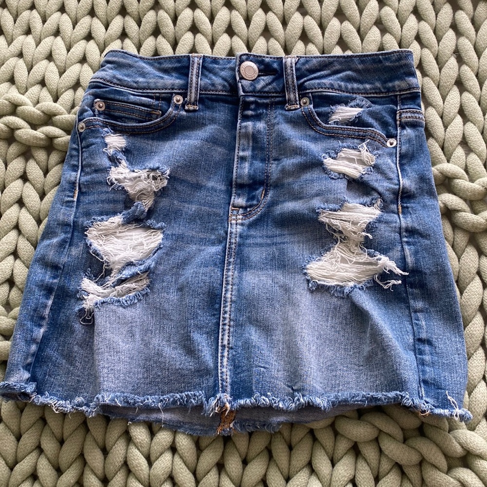 American Eagle next level stretch denim skirt size 2